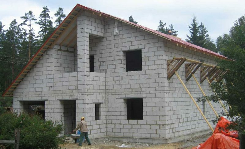 Поэтапное строительство дома из газоблока